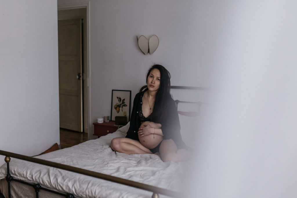Séance-photo-grossesse-a-domicile