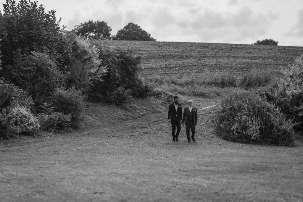 Photographe mariage Bretagne père fils cortège